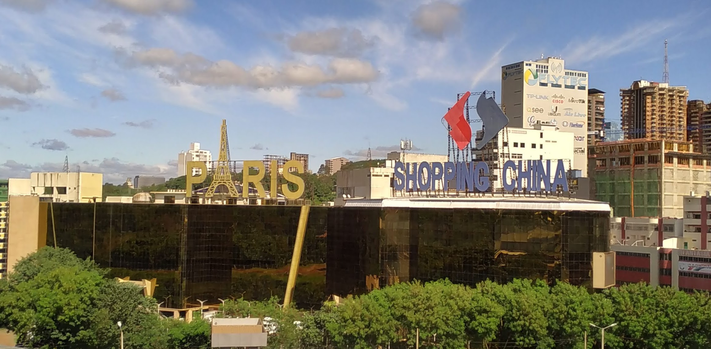 Compras nas Fronteiras 4