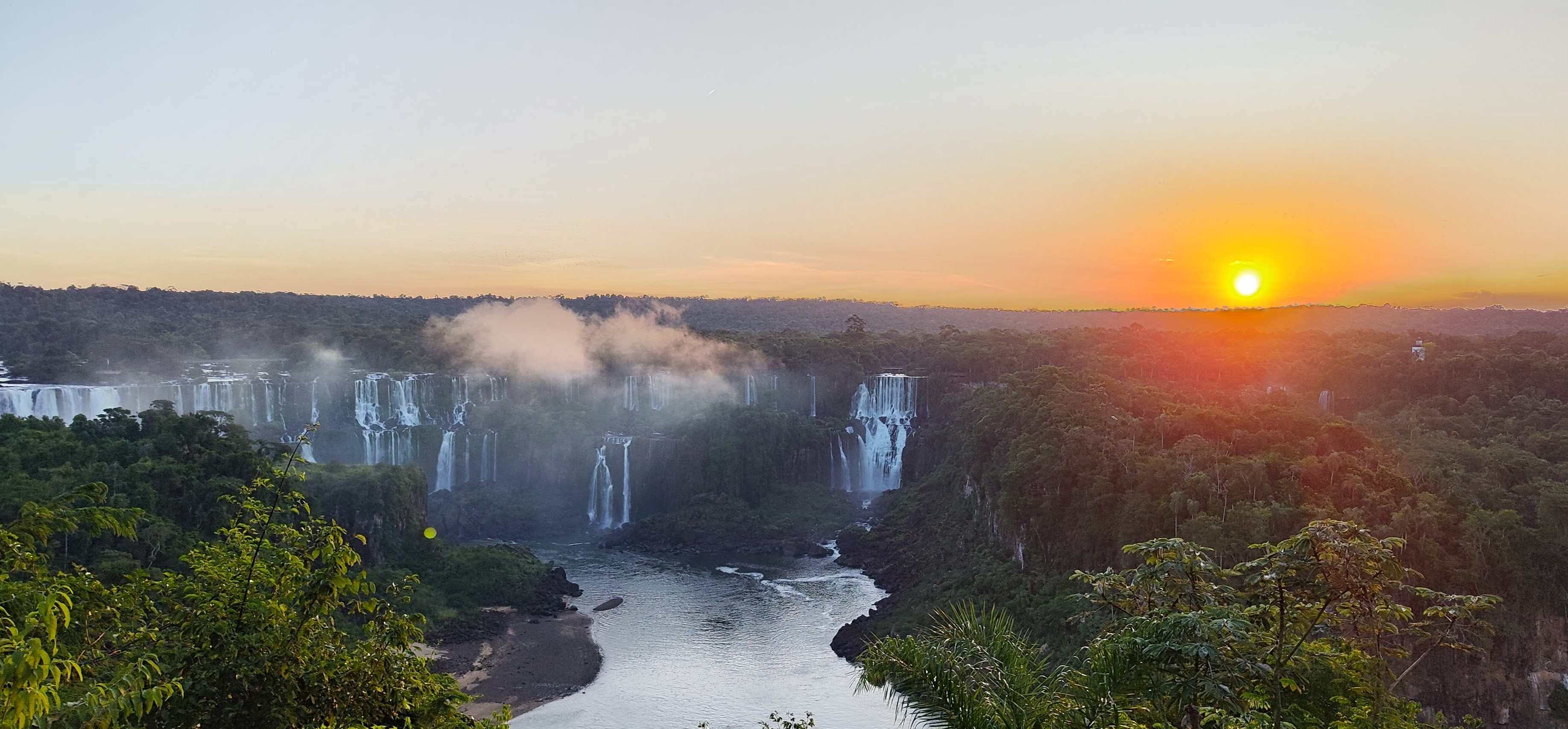 Entardecer nas Cataratas Full Day